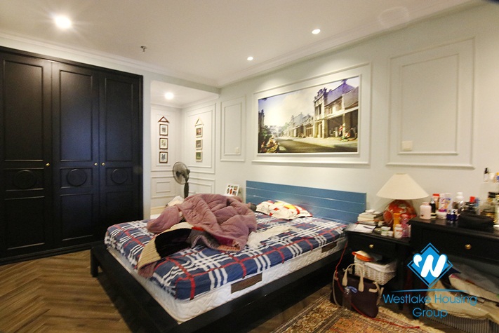 Modern apartment with 3 bedroom apartment for rent in Aqual Center Building 